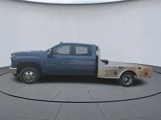 New 2026 Chevrolet Silverado 3500 LT w/ Convenience Package AWD/4WD video 2