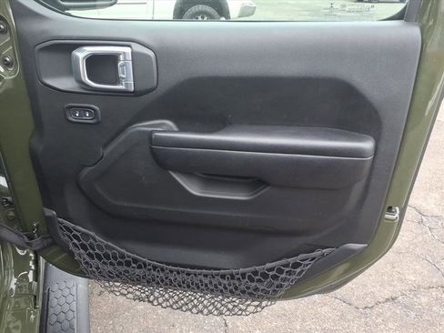 Used 2021 Jeep Wrangler Unlimited Sport image 13