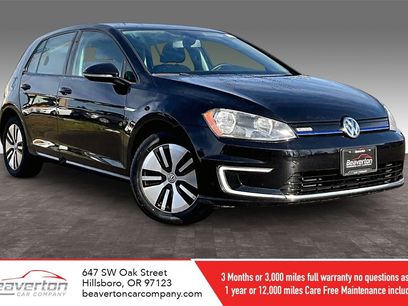 Used 2016 Volkswagen e-Golf SE w/ DC Fast Charging Package