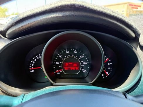 Used 2016 Kia Soul + FWD image 12