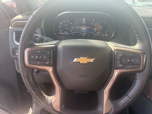 Used 2022 Chevrolet Tahoe High Country w/ Premium Package image 16
