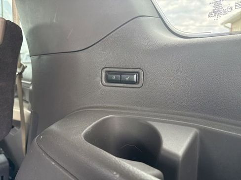 Used 2018 Ford Expedition Limited w/ Equipment Group 301A AWD/4WD image 14