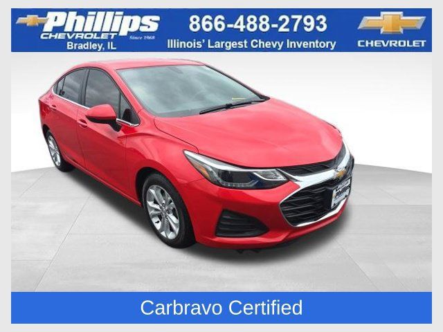 Used 2019 Chevrolet Cruze LT w/ Convenience Package FWD image 1