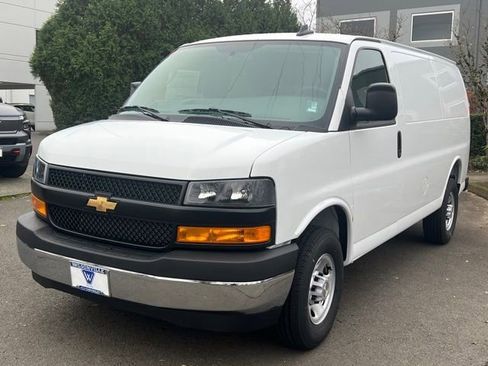 New 2025 Chevrolet Express 2500 image 3