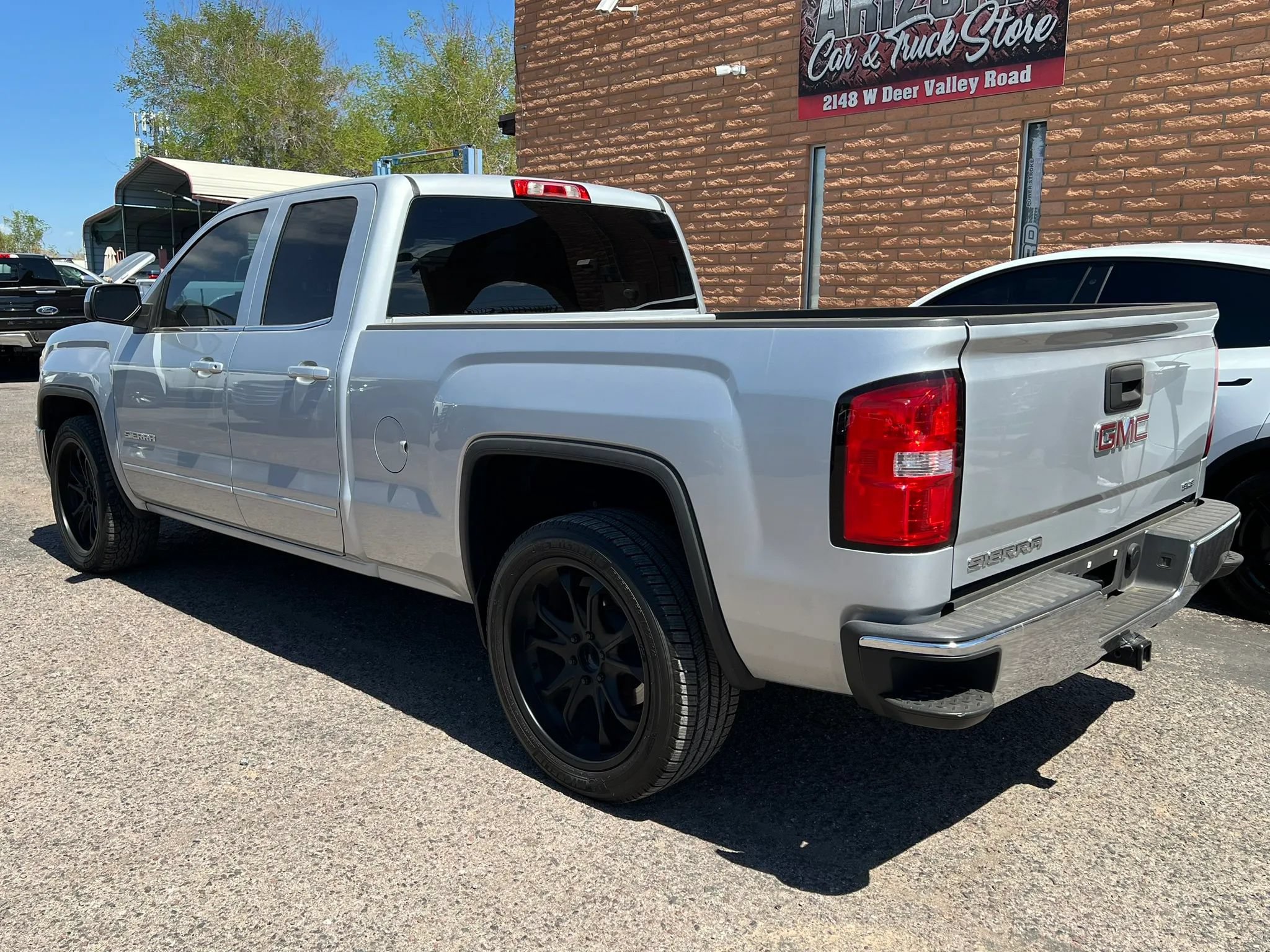 Used 2014 GMC Sierra 1500 SLE w/ SLE Value Package RWD image 9
