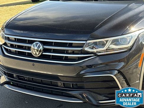 Used 2022 Volkswagen Tiguan SEL R-Line image 10