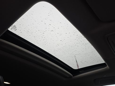 Used 2024 Honda CR-V EX-L image 17