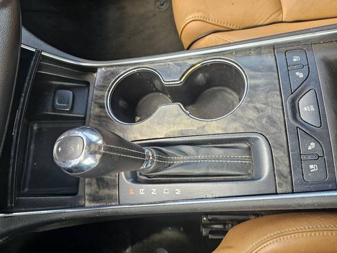 Used 2015 Chevrolet Impala LTZ FWD image 17