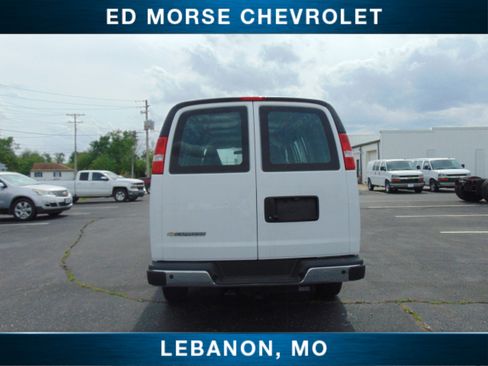 New 2025 Chevrolet Express 3500 w/ Driver Convenience Package image 7
