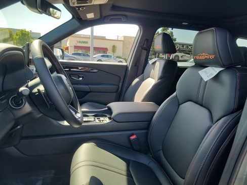 New 2026 Honda Pilot TrailSport image 18