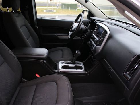 Used 2021 Chevrolet Colorado LT AWD/4WD image 13