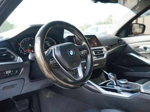Used 2019 BMW 330i xDrive Sedan w/ Convenience Package AWD/4WD image 9