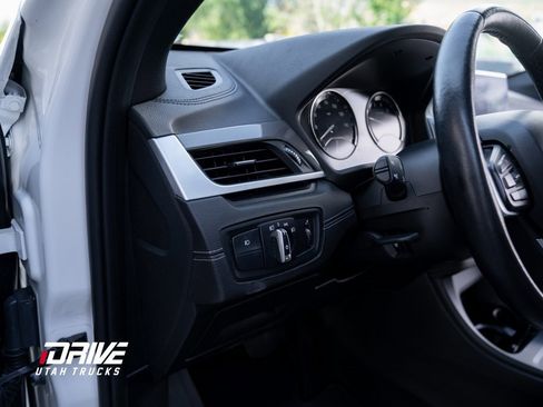 Used 2020 BMW X1 xDrive28i image 33