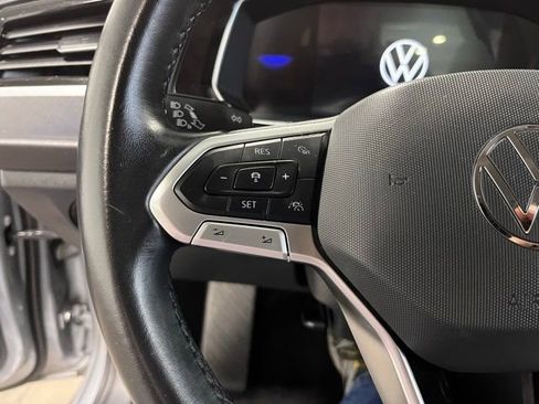Used 2024 Volkswagen Jetta SE FWD image 25