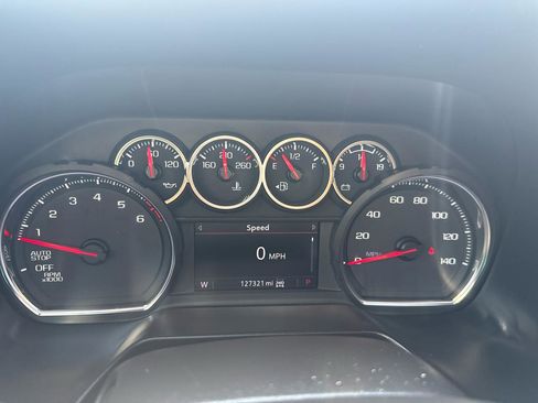 Used 2021 Chevrolet Tahoe Z71 w/ Z71 Signature Package AWD/4WD image 24