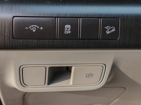 Certified 2025 Hyundai Kona SEL image 13