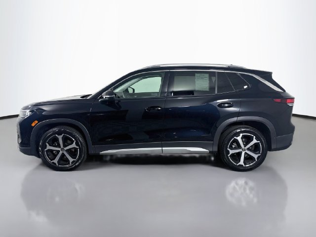 Certified 2025 Volkswagen Tiguan SE FWD image 4