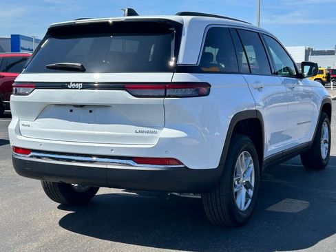 New 2025 Jeep Grand Cherokee Laredo X w/ Luxury Tech Group I image 7