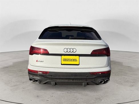 Used 2022 Audi SQ5 Prestige image 3