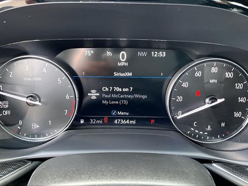 Used 2022 Buick Envision Essence w/ Sport Touring Package FWD image 24