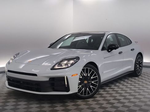 New 2026 Porsche Panamera image 1