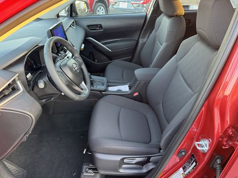 New 2026 Toyota Corolla Cross LE image 2