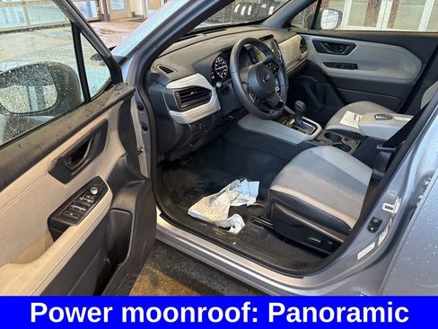 Used 2025 Subaru Forester Premium image 17