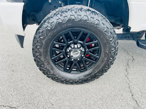 Used 2019 Ford F250 Lariat w/ Lariat Ultimate Package image 16