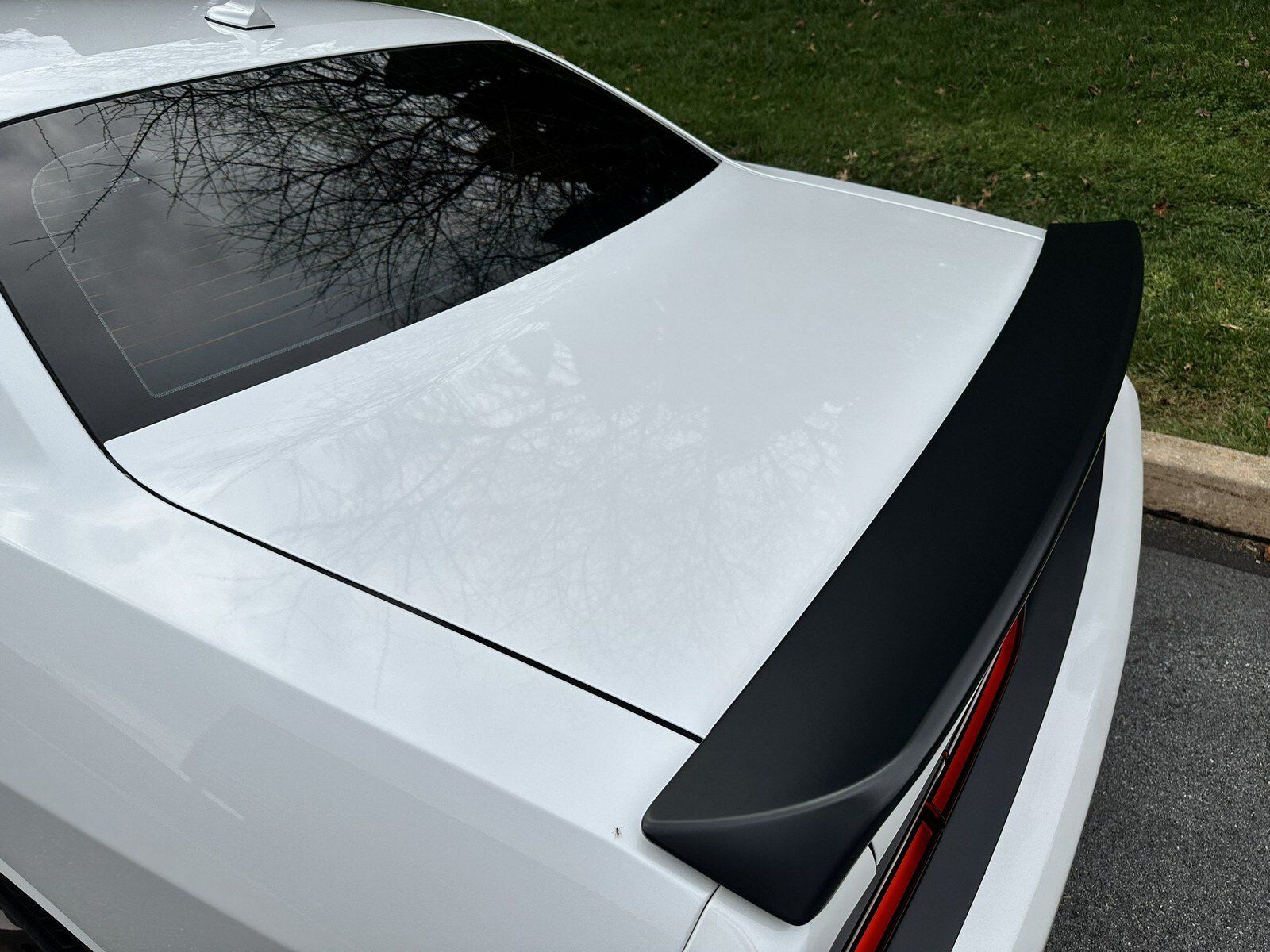 Used 2015 Dodge Challenger SRT Hellcat RWD image 97