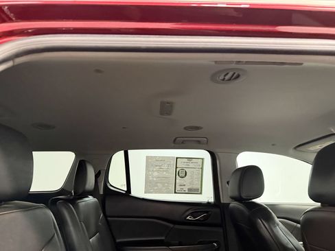 Used 2018 GMC Acadia SLT AWD/4WD image 16
