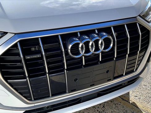 Used 2025 Audi Q3 2.0T Premium Plus w/ Premium Plus Package image 33