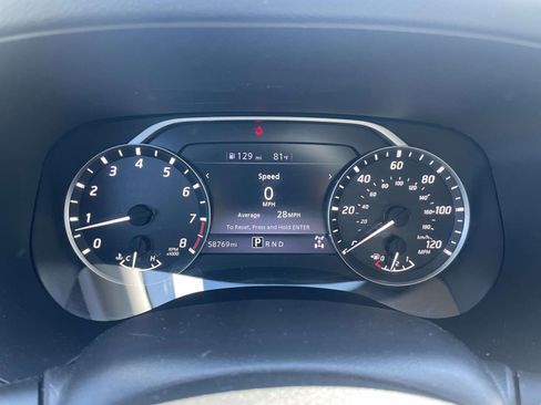 Used 2022 Nissan Frontier SV AWD/4WD image 19