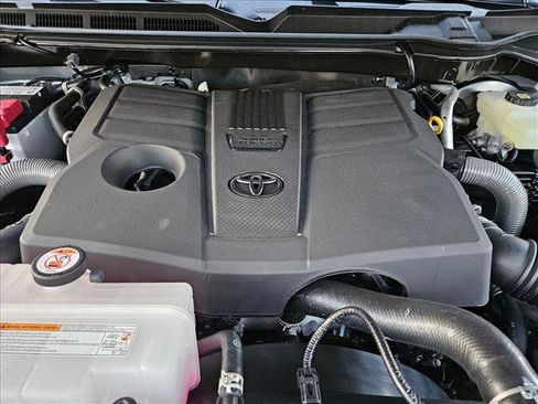 New 2026 Toyota Tundra Limited AWD/4WD image 16