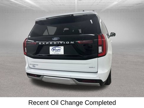 Used 2025 Ford Expedition Max Platinum AWD/4WD image 12