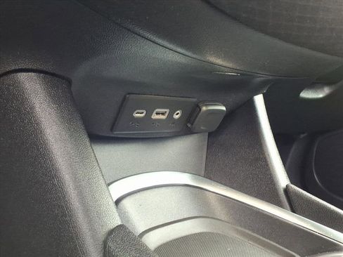 Used 2022 Chevrolet Malibu LT image 15