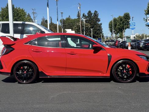 Used 2021 Honda Civic Type R image 8