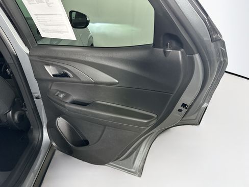 Used 2025 Chevrolet TrailBlazer LT FWD image 27