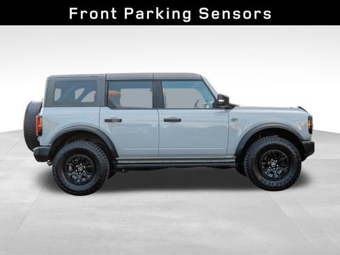 Used 2023 Ford Bronco Wildtrak image 8
