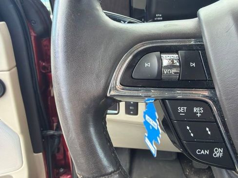 Used 2019 Lincoln Navigator L Reserve AWD/4WD image 15