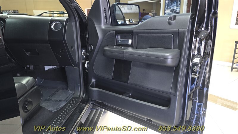 Used 2007 Ford F150 Harley-Davidson AWD/4WD image 14