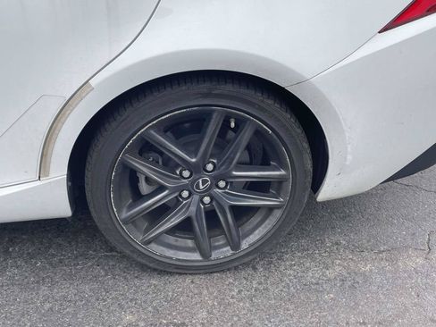 Used 2016 Lexus IS 200t w/ F Sport Package RWD image 12