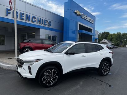 Used 2025 Chevrolet Trax RS w/ Sunroof Package