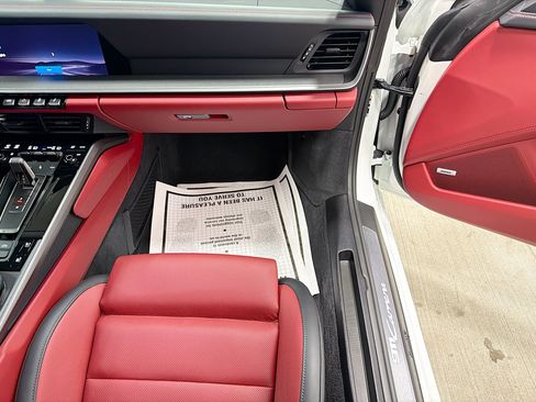 Certified 2026 Porsche 911 Carrera RWD image 17