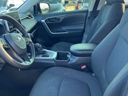 Used 2024 Toyota RAV4 LE image 9