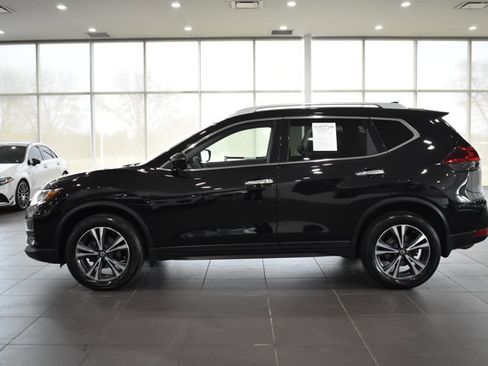 Used 2019 Nissan Rogue SV w/ Premium Package image 7