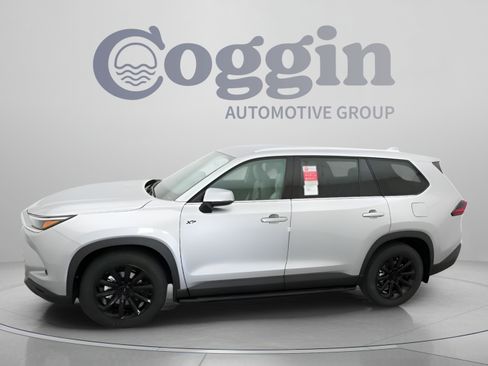 New 2026 Toyota Grand Highlander AWD image 3