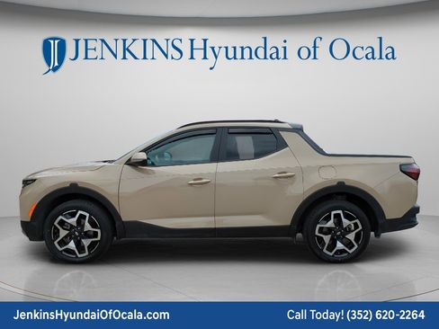 Certified 2023 Hyundai Santa Cruz Limited AWD/4WD image 6