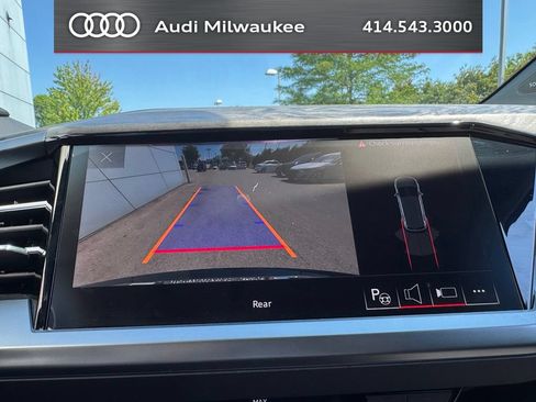 Used 2024 Audi Q4 e-tron Premium Plus AWD/4WD image 20