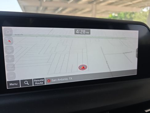 Certified 2025 Kia Seltos EX w/ EX Sunroof Package FWD image 12