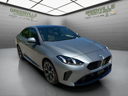 Used 2025 BMW 228i xDrive AWD/4WD image 3